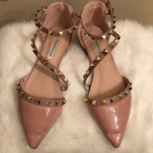 Nude studded pointy flats, size 6